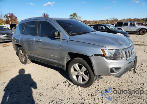 2016 Jeep Compass Sport из США, поврежденный, VIN 1C4NJDBBXGD756852